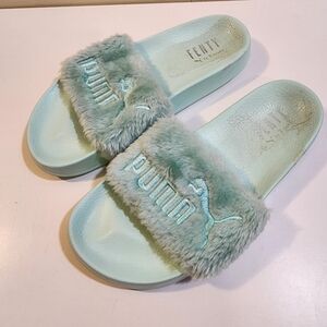 Puma x Fenty slip in fur sandals size 7 Fits 8-9
